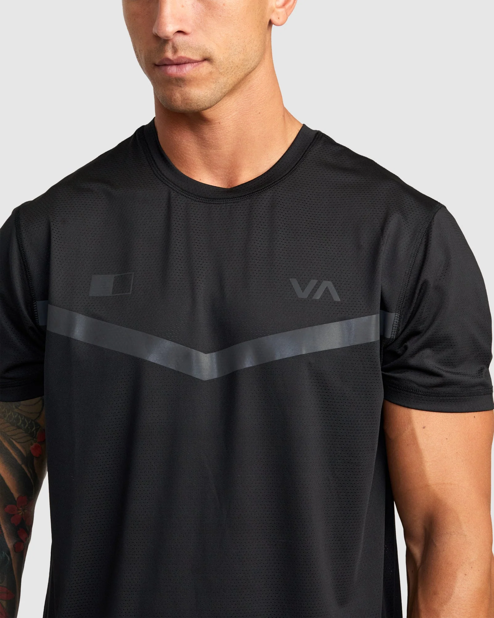 Mens Rvca Runner T-Shirt - Image 4